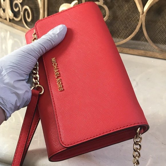 Michael Kors Jet Set Travel Large Phone Brown Leather Cross Body Bag - Picture 6 of 8